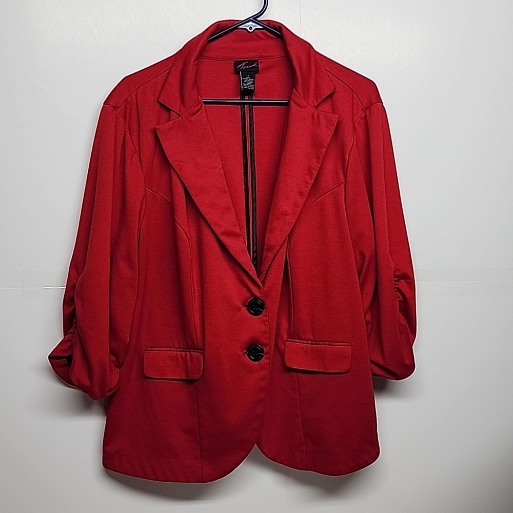 Torrid red sz 3 super cute blazer. Scrunched sleeves 2 buttons.  Valentines Day